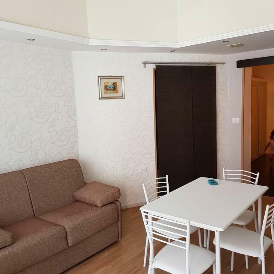 فيلا بوزالوفي Casa Lorenzo المظهر الخارجي الصورة